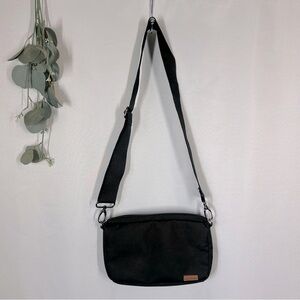 JJ Cole | Black Crossbody Purse Bag Adjustable Strap Women’s